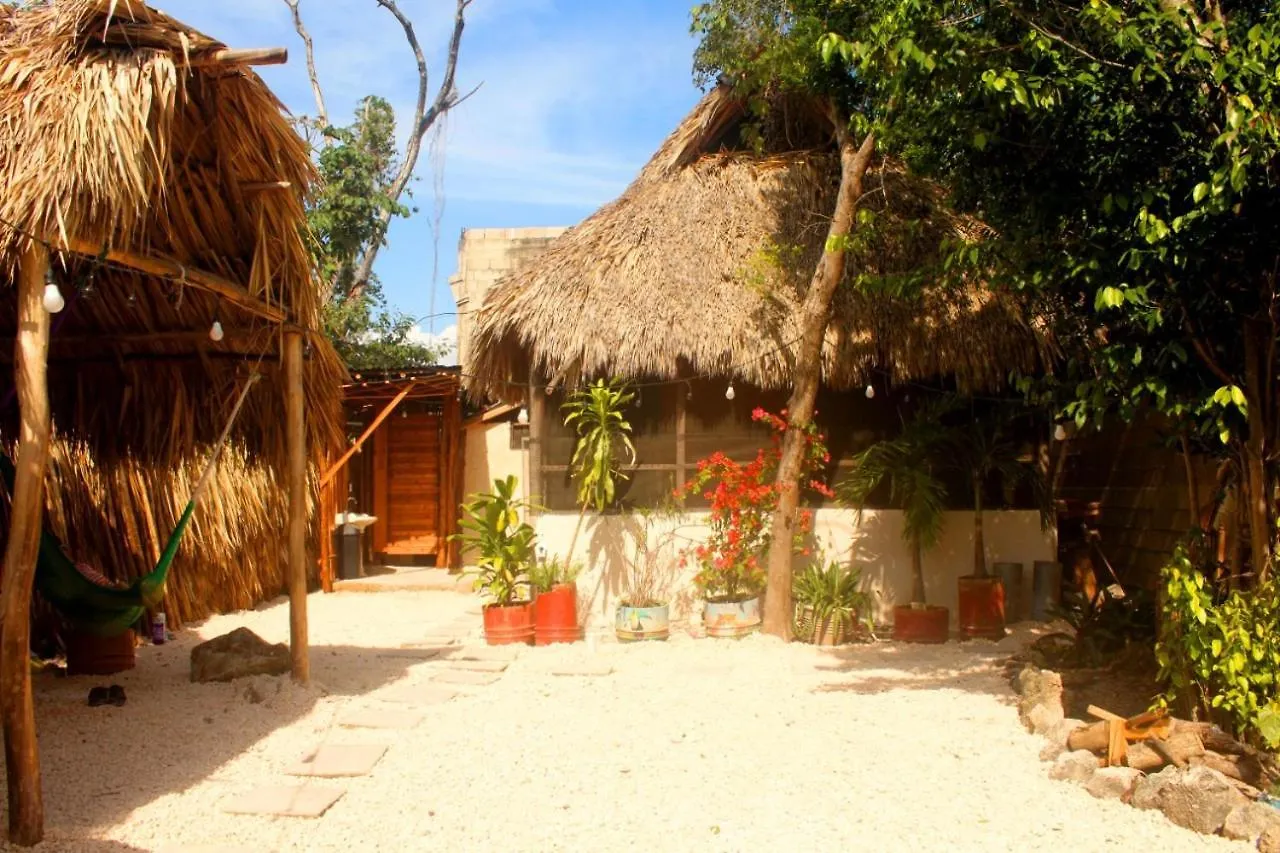 Aldea Okot Hostel Tulum