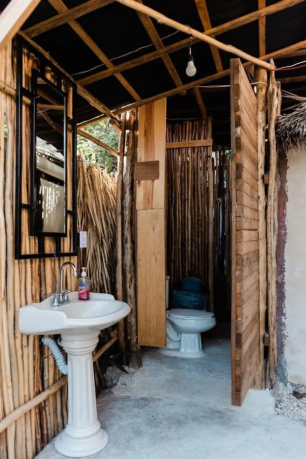 Aldea Okot Hostel Tulum