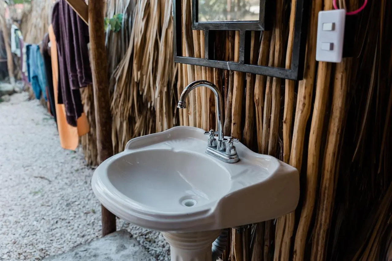 Aldea Okot Hostel Tulum